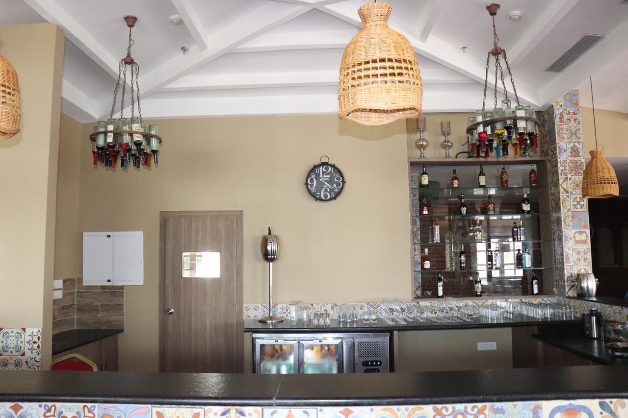 Swosti Chilika Resort Kanaipur Екстериор снимка