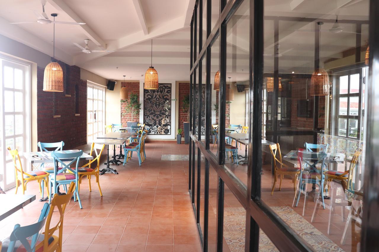 Swosti Chilika Resort Kanaipur Екстериор снимка