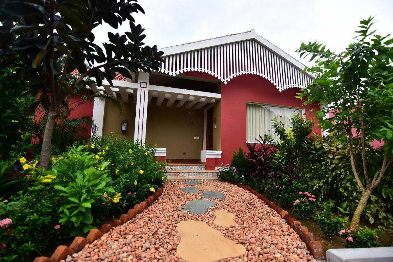 Swosti Chilika Resort Kanaipur Екстериор снимка