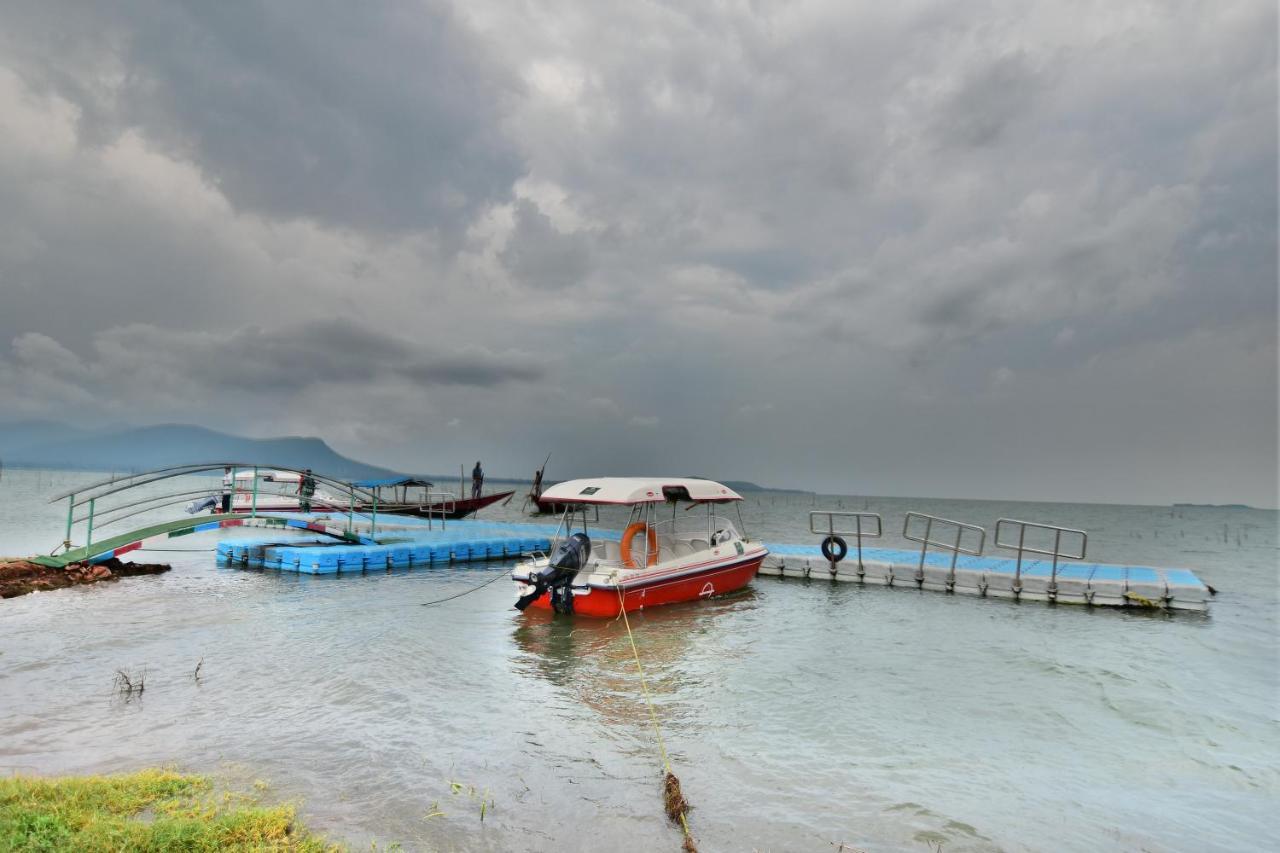 Swosti Chilika Resort Kanaipur Екстериор снимка